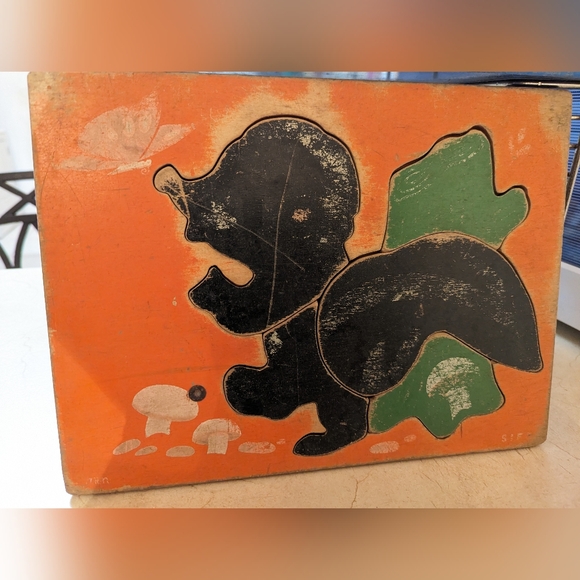 Puzzle & Shelf Bundle - Picture 9 of 16